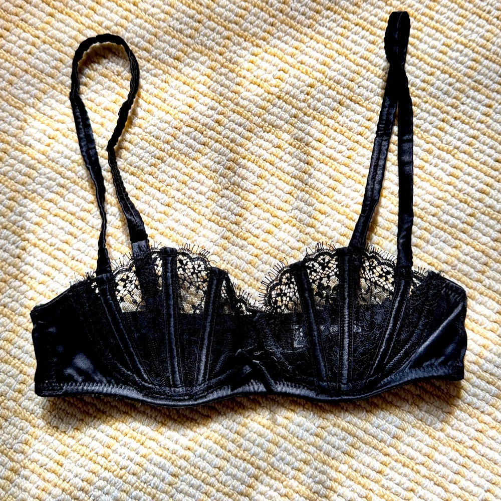 Fleur du Mal LACE BONED BALCONETTE BRA in black -size 32B -perfect condition🐈‍⬛